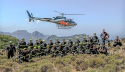 Zwei NÖ-Teams nahmen je eine Woche an internationaler Weiterbildung auf Korsika teil (Bild: Landesfeuerwehrverband)