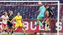 Der Sturm-Goalie köpfte in der letzten Sekunde zum Ausgleich ein. (Bild: GEPA/GEPA pictures)