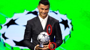 Wer hat, der hat: Mehr Glitzer-Bling-Bling als bei Ronaldos Schmuckstücken geht nicht.