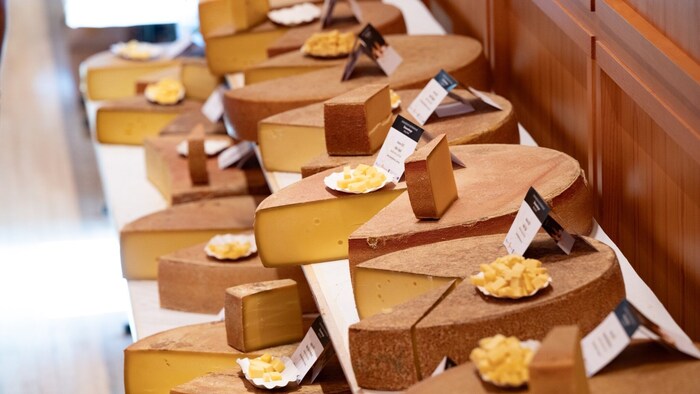 Jedes Jahr wird der Alpkäse in Schwarzenberg verkostet und prämiert.