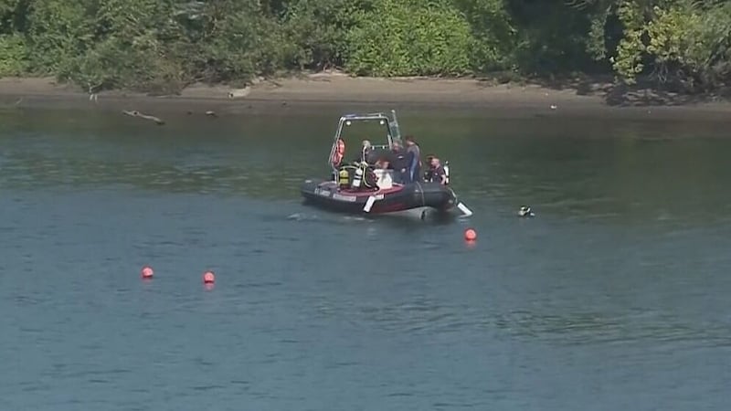 Der Löschhubschrauber stürzte auf dem Rückflug von einem Löscheinsatz in den Fluss Douro (Bild) im Norden Portugals. (Bild: kameraOne (Screenshot))