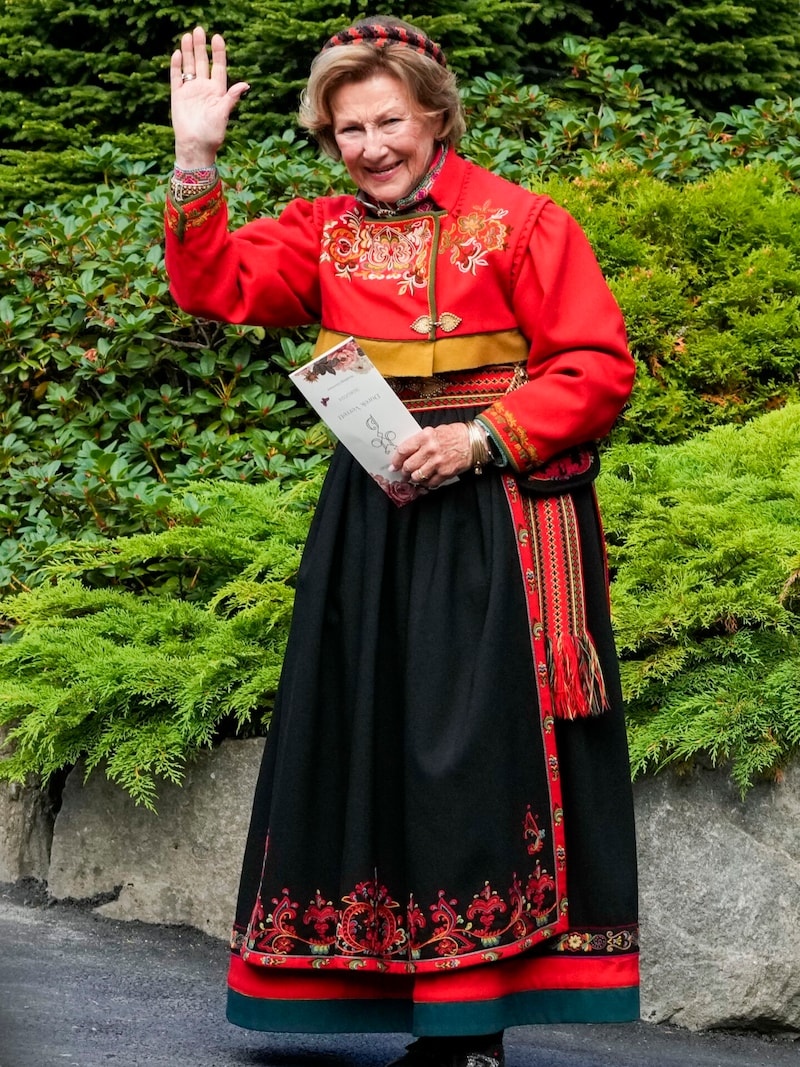 Queen Sonja (Bild: AP ( via APA) Austria Presse Agentur/Cornelius Poppe / NTB)