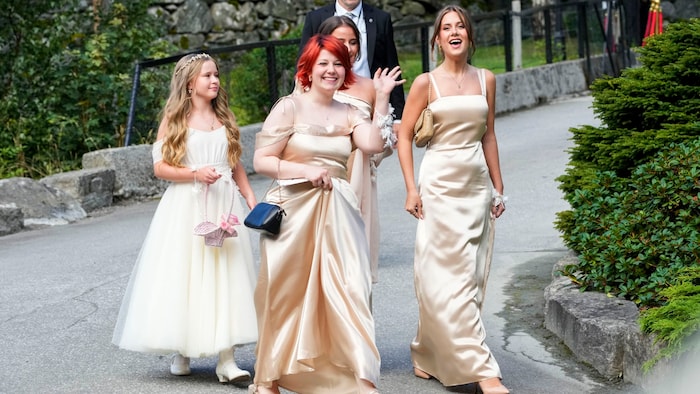 Prinzessin Märtha Louises Töchter Maud Angelica Behn, Emma Tallulah Behn und Leah Isadora Behn ...