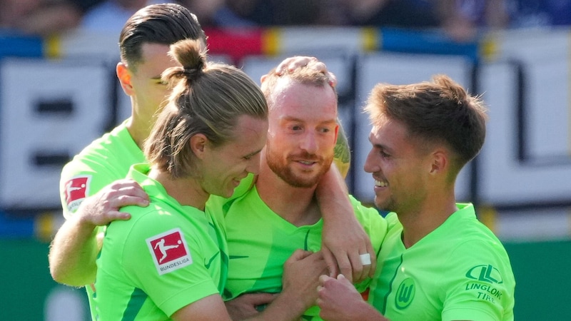 Wolfsburg celebrate victory against Kiel (Bild: GEPA/GEPA pictures)