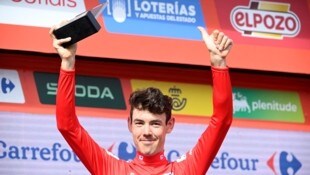 Ben O‘Connor ist weiter im Roten Trikot.