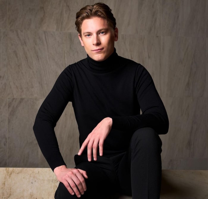 Der 28-jährige Finne Klaus Mäkelä (kleines Bild) feierte ein viel beachtetes und umjubeltes ...