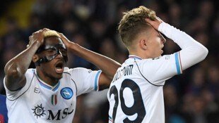 Victor Osimhen (links) wurde aus dem offiziellen Napoli-Kader gestrichen.