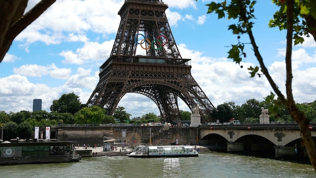 Die Seine ist schmutzig. (Bild: AFP/APA/EMMANUEL DUNAND)