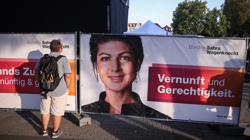 Das erst Anfang des Jahres gegründete Bündnis Sahra Wagenknecht (BSW) war in Umfragen in beiden Bundesländern deutlich zweistellig. (Bild: AFP/Ronny HARTMANN / AFP)