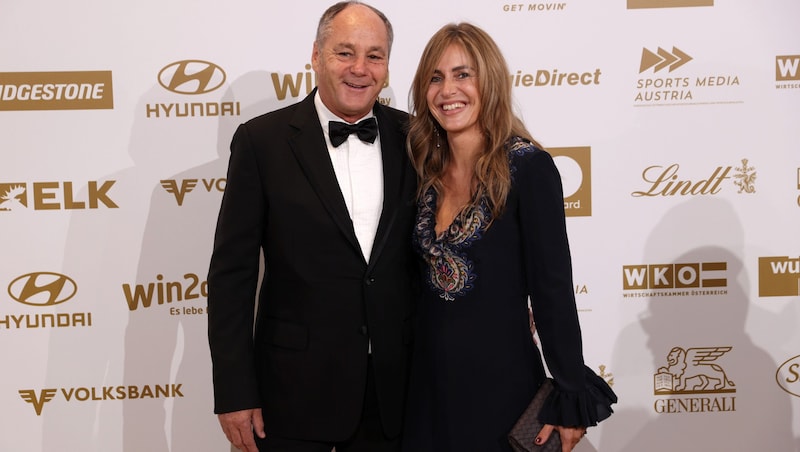 Gerhard Berger says "yes" to Helene. (Bild: GEPA pictures)