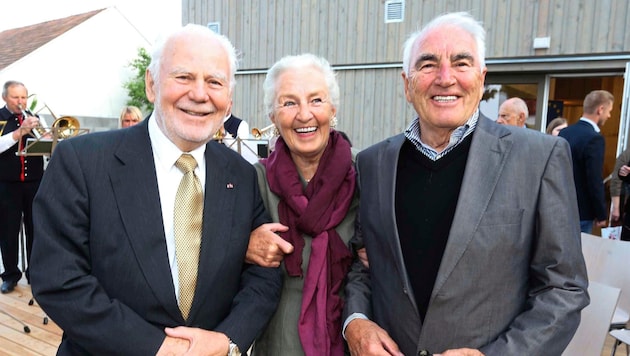 Burgenland's former governor Franz Sauerzopf (right) with Rudolf Bogner, the former ambassador to Croatia, and his wife Ilse. (Bild: Reinhard Judt)