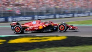 Charles Leclerc siegt in Monza. (Bild: AP ( via APA) Austria Presse Agentur/ASSOCIATED PRESS)