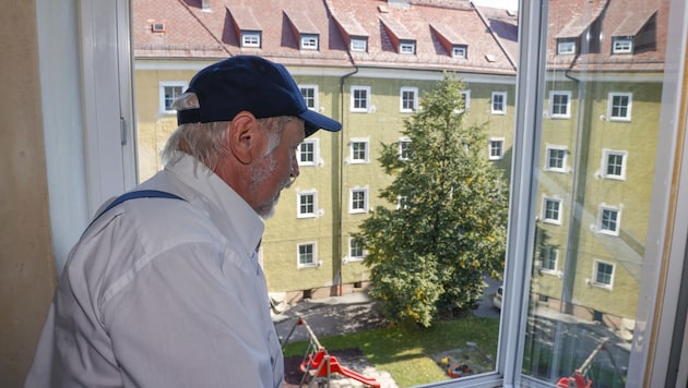 The tenants love their estate near the station. In their eyes, they would have to accept far too many compromises in the alternative accommodation offered so far. (Bild: Tschepp Markus)