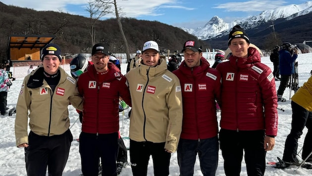 The Ländle delegation in Ushuaia: Jakob Greber, Noel Zwischenbrugger, Patrick Feurstein, Christian Hirschbühl and Moritz Zudrell (from left). (Bild: zVg)