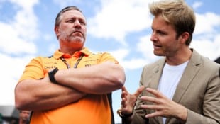 Nico Rosberg (r.) kann Zak Browns (l.) Strategie nicht nachvollziehen. (Bild: GEPA/GEPA pictures)