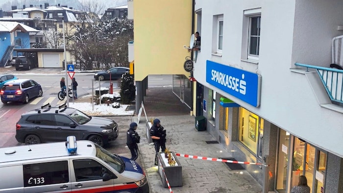 Einsatz nach einem der Überfälle in Kufstein