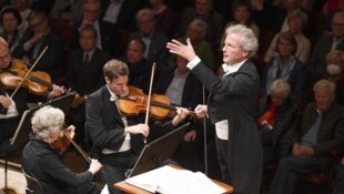 Franz Welser-Möst und das Cleveland Orchestra gastieren in Ansfelden.  (Bild: lukas-beck)