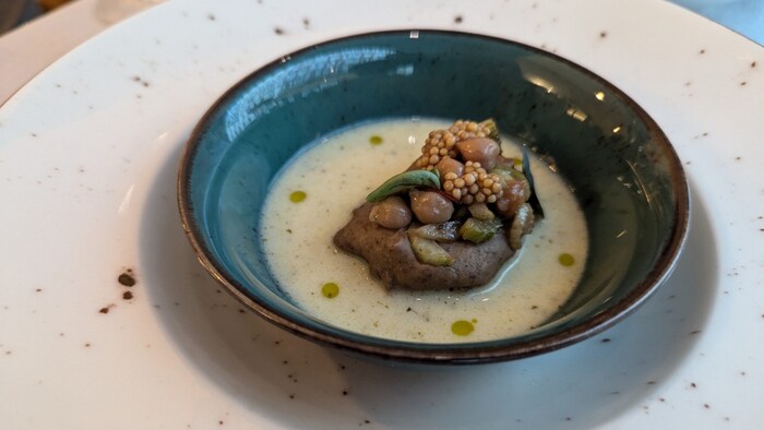 Avgolemono me Psaro - Fisch mit Zitroneneiersauce. 