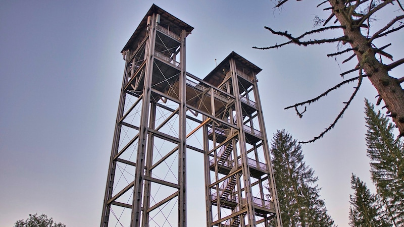 Tower in the mountains (Bild: Silvia Sarcletti)