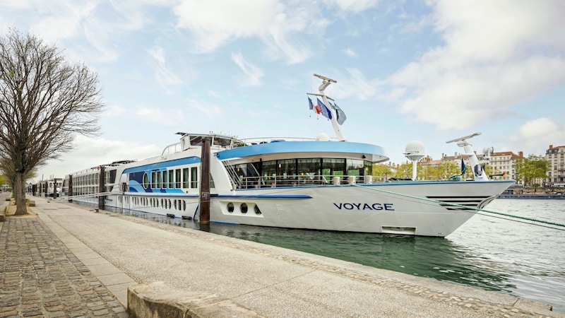 The MS Voyage is waiting for its guests at the pier in Lyon. (Bild: Yohann Fontaine)