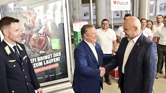 Krammel, Ludwig and Kopietz at the presentation of the new encouragement campaign