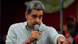 „Als Dank an das kämpferische Volk werde ich Weihnachten per Dekret auf den 1. Oktober vorziehen“, so Venezuelas Präsident Maduro. (Bild: AP/The Associated Press)