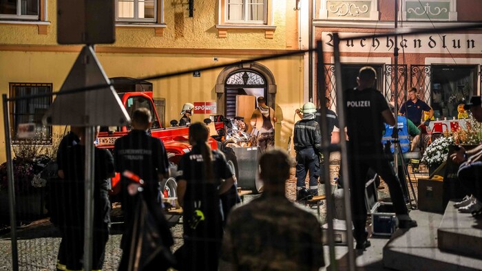 Die Bergung der beiden Leichen in Schärding dauerte die ganze Nacht.