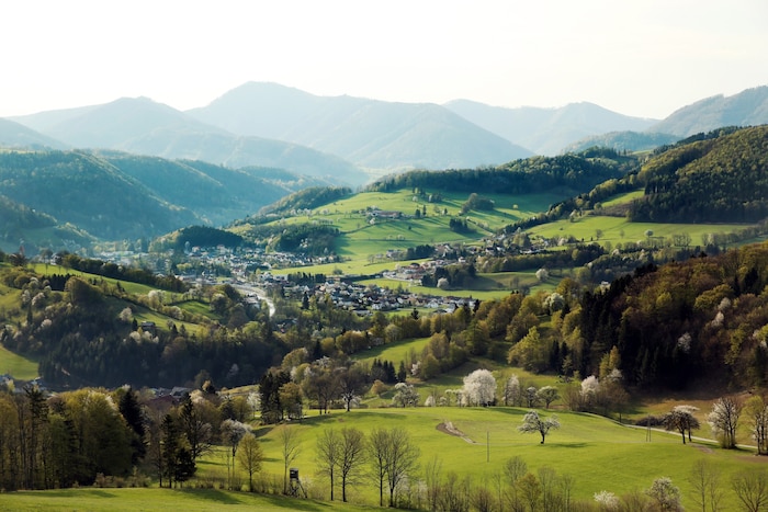 The Pielach Valley offers impressive views.