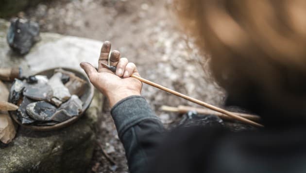 Eine eindrucksvolle Zeitreise in die Vergangenheit schafft das Ötzi-Dorf in Umhausen. (Bild: Kottersteger 2020)