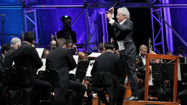 Franz Welser-Möst and the world-famous Cleveland Orchestra (Bild: Winkler Reinhard/Reinhard Winkler)