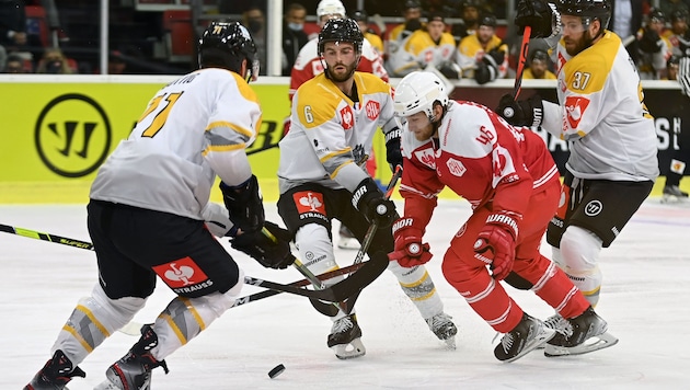 Johannes Bischofberger and Co. celebrated two wins against Rouen in the 2020/21 season. (Bild: f. pessentheiner)