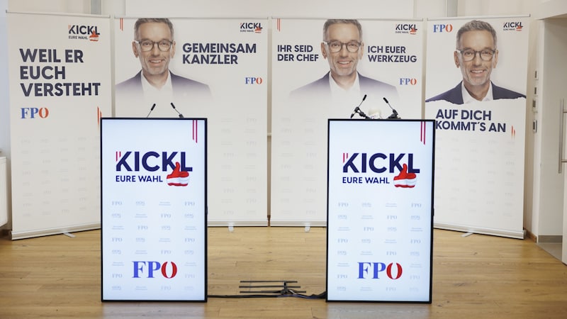 Die neuen FPÖ-Plakate (Bild: APA/ERWIN SCHERIAU)