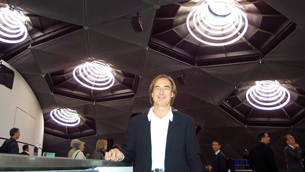 Colin Fournier at the opening of the Grazer Kunsthaus in 2003 (Bild: Jauschowetz Christian)