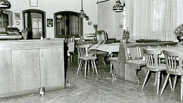 The scene of the crime: a pub. The two perpetrators fired countless shots here, killing four people. (Bild: Haginger Johann)