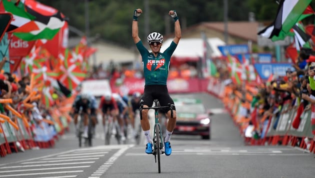 Urko Berrade gewann die 18. Vuelta-Etappe. (Bild: AFP/APA/Ander Gillenea)