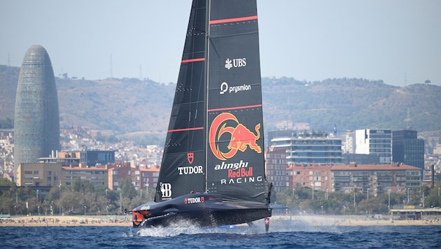 Für Alinghi Red Bull Racing geht es bergauf. (Bild: AFP/APA/Josep LAGO)