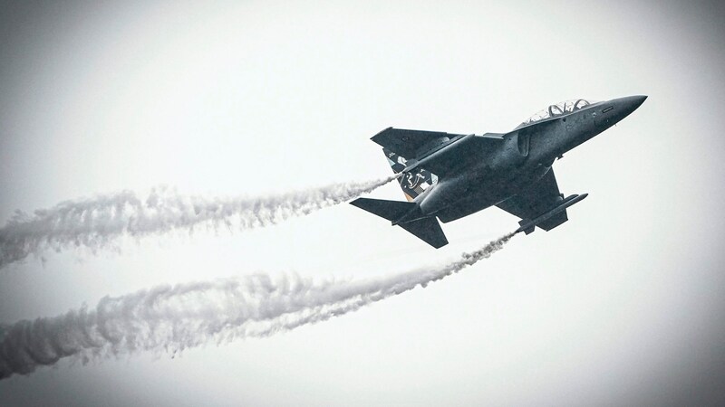 Spectacular performances in front of dense clouds (Bild: Pail Sepp/Sepp Pail)