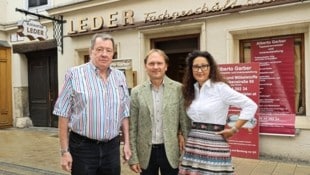 Alberto Garber und Suzana Schiefer (re.) übernehmen die Firma Leder H. Schuster. (Bild: Jauschowetz Christian)