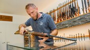 Waffenhändler Bernhard Russegger ist sich sicher, dass der mutmaßliche München-Attentäter bei ...