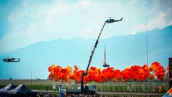 Die „Argonauten“-Show des Bundesheeres beendete den ersten Airpower-Tag. (Bild: Pail Sepp)