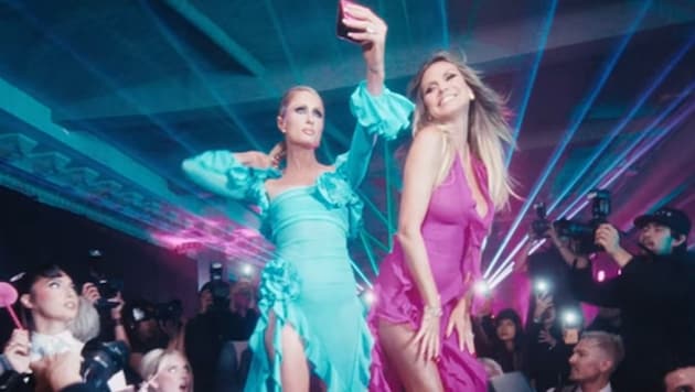 Heidi Klum entpuppte sich beim Videodreh von Paris Hilton als Retterin in der Not. (Bild: instagram.com/heidiklum)