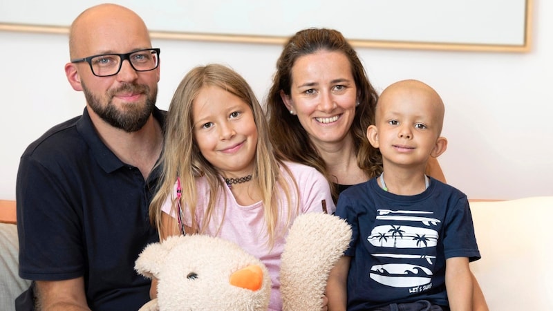 Wolfgang, Raffaela, Lisa und Matthias Gierbl aus Oberösterreich sind glücklich über das Angebot der Ronald McDonald Kinderhilfe. (Bild: Seebacher Doris/Doris_SEEBACHER)