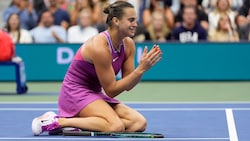 Aryna Sabalenka wurde nach ihrem Sieg im Finale der US-Open von ihren Emotionen überwältigt.  (Bild: AP ( via APA) Austria Presse Agentur/ASSOCIATED PRESS)