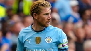 Kevin de Bruyne wird mit dem SSC Napoli in Verbindung gebracht. (Bild: AP/ASSOCIATED PRESS)
