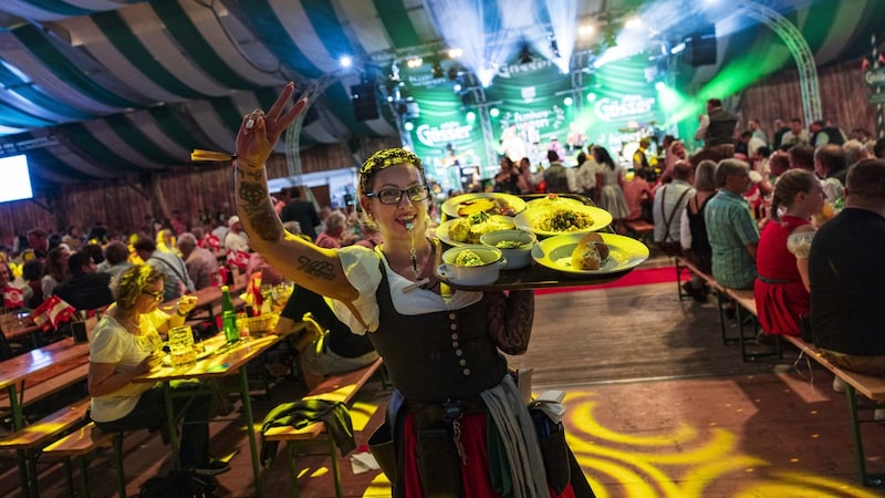 Guests at the Wiener Kaiser Wiesn can also look forward to culinary delights. (Bild: Wiener Kaiser Wiesn)