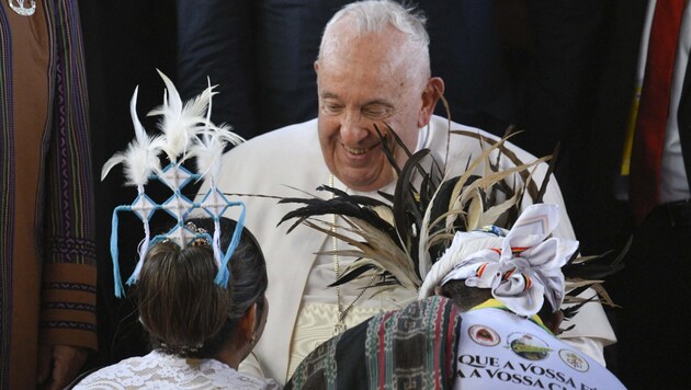 The trip was originally planned for 2020, but was postponed due to the coronavirus pandemic and will now take place three months before Francis' 88th birthday. (Bild: VATICAN MEDIA / AFP)