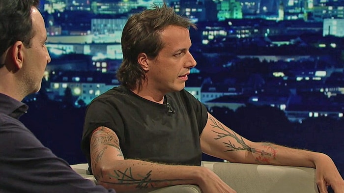 Gründer Dominik Wlazny ist Gesicht und Inhalt der Partei. Der Mediziner und Rockmusiker will ...