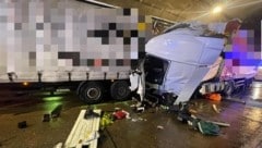 Im Gratkorntunnel kollidierten Lkw und Pkw (Bild: FF Friesach Wörth)