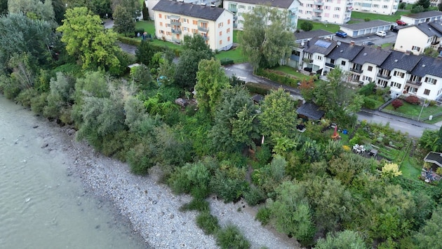 The body was discovered on this strip of bank. (Bild: Maurice Shourot)