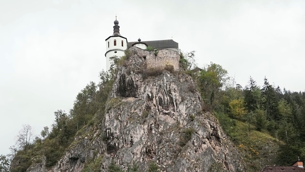 The Maria Freienstein pilgrimage church towers above St. Peter. (Bild: Pail Sepp)